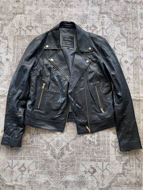 Massimo Dutti Leather Jackets for Women on Sale up to 90% Off
